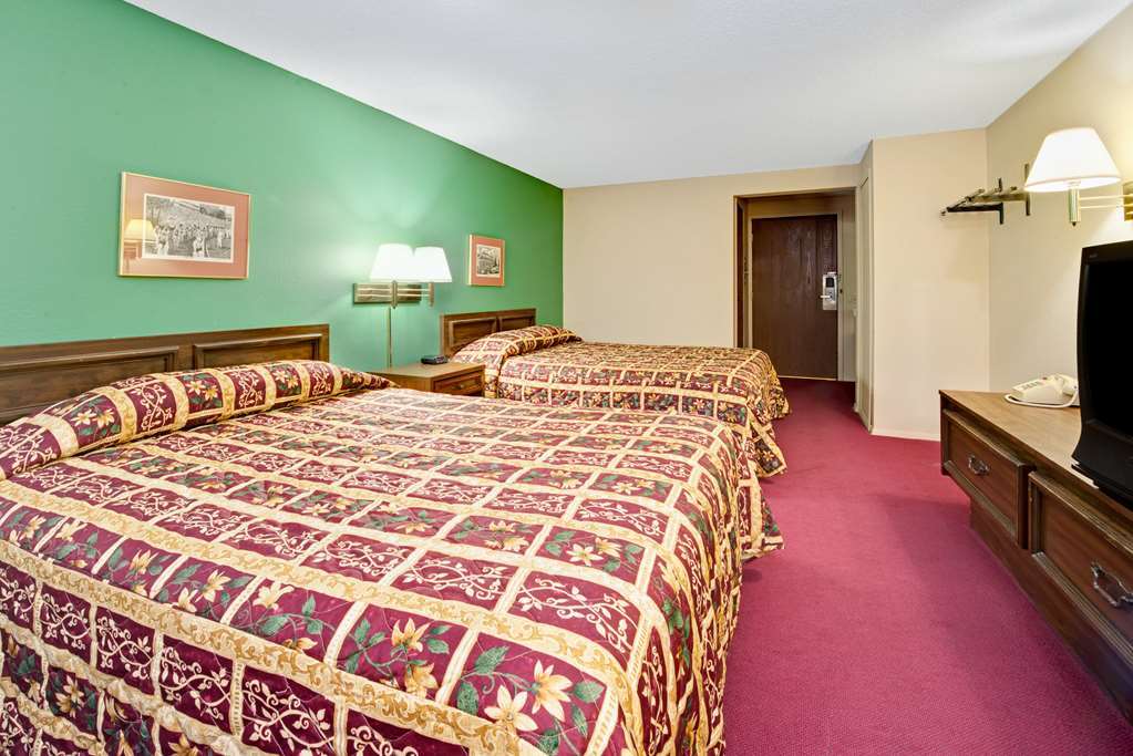 Super 8 By Wyndham שלביוויל חדר תמונה